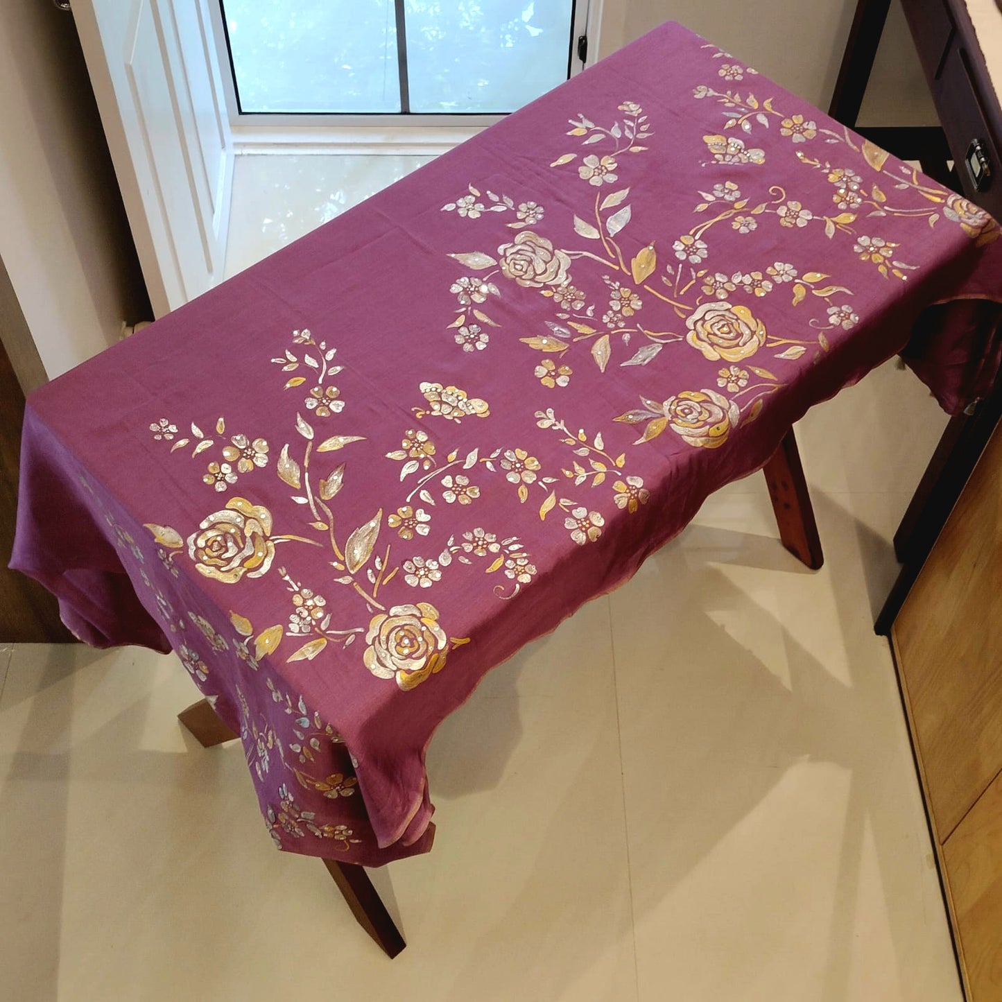 Graceful Onion Pink Uppada Silk Saree Adorned with Hand-Painted Art & Sparkling Sequin Details