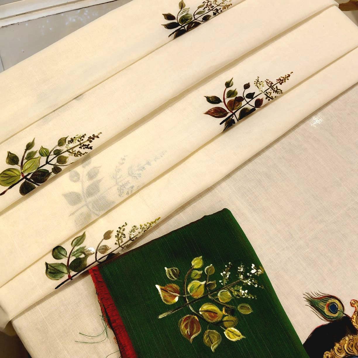 Divine Radha Krishna And Tulsi Hand-Painted On a Classic Kasavu Drape