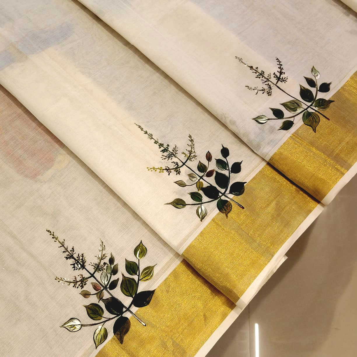 Divine Radha Krishna And Tulsi Hand-Painted On a Classic Kasavu Drape