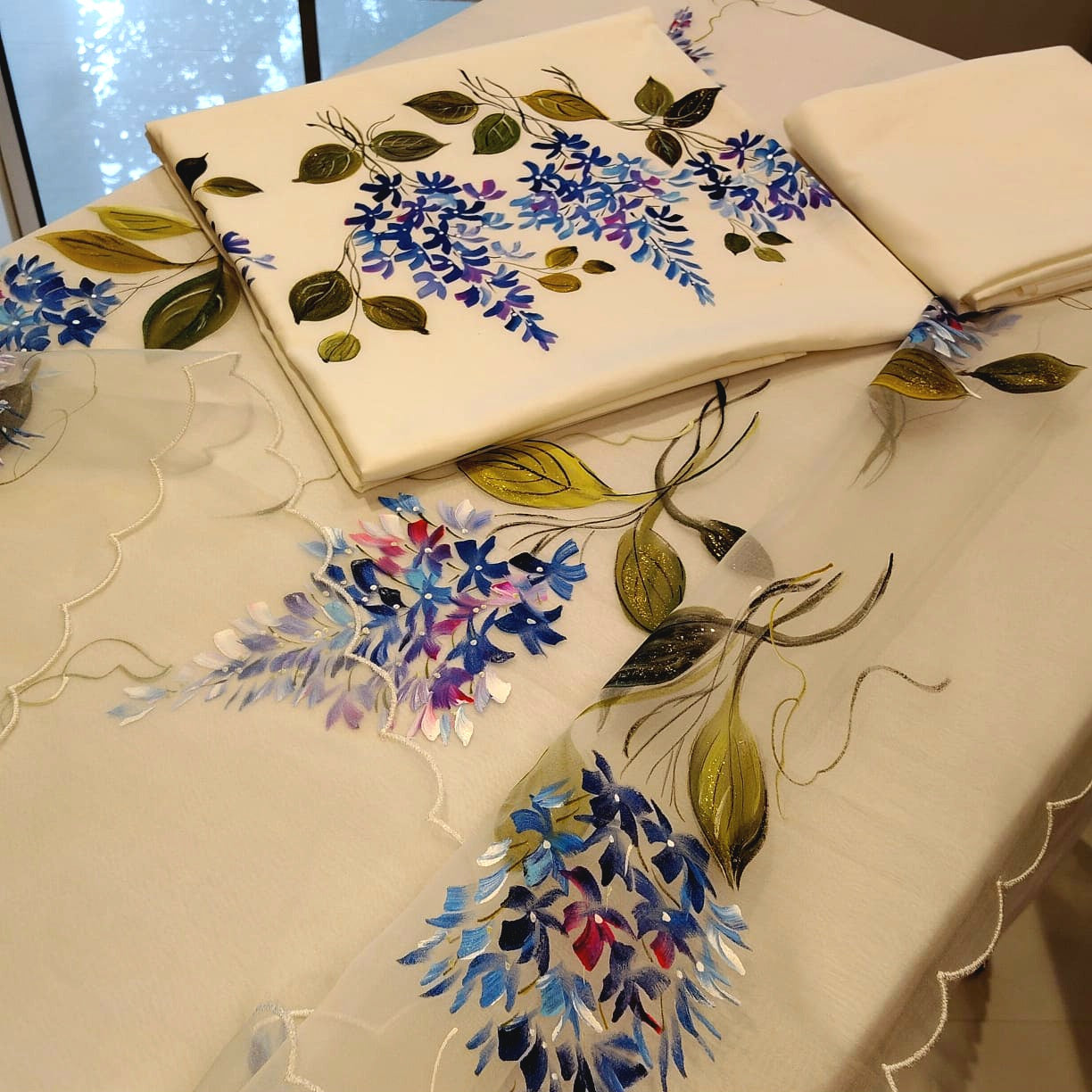 Exquisitely Handpainted Soft Cotton /Organza Kurti Set