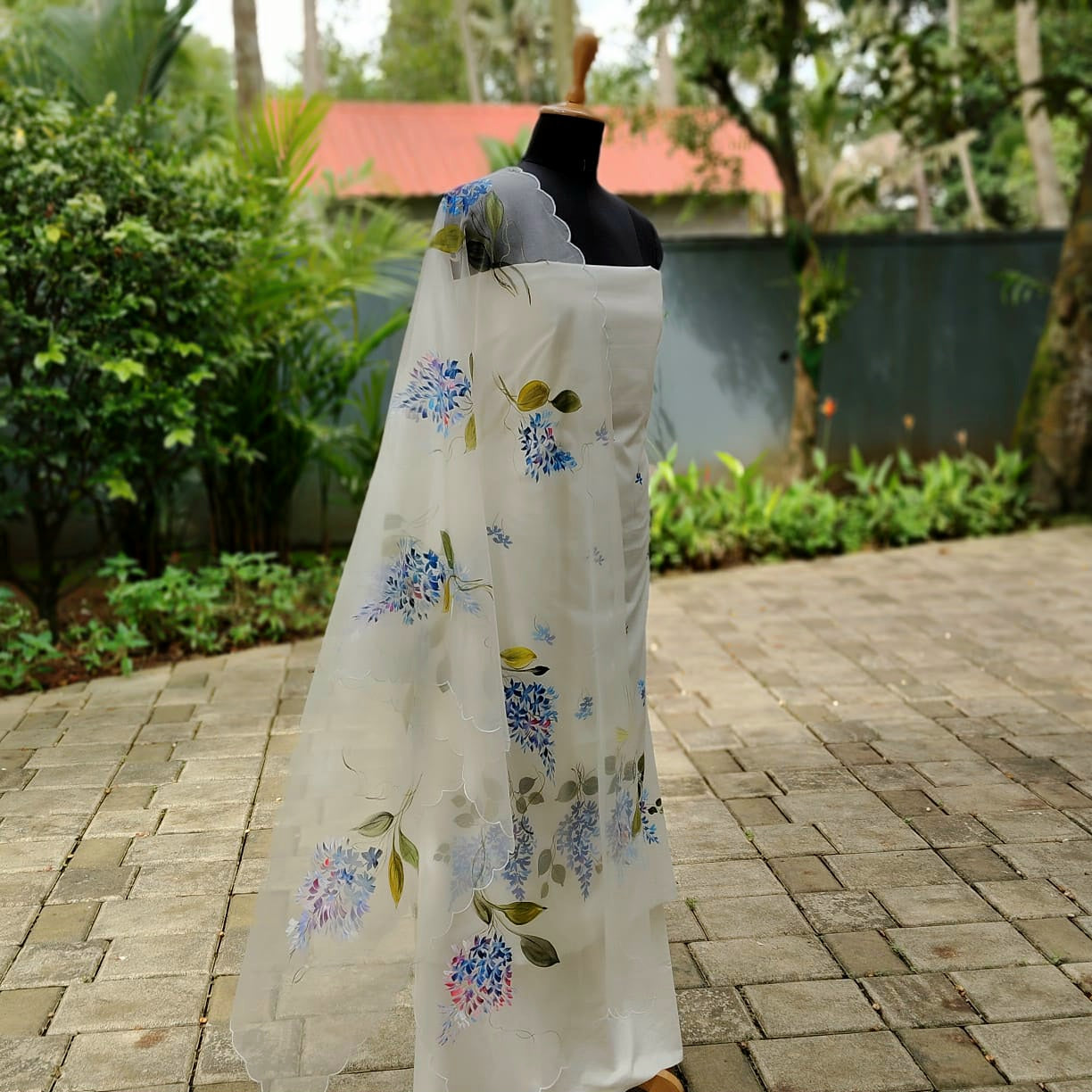 Exquisitely Handpainted Soft Cotton /Organza Kurti Set