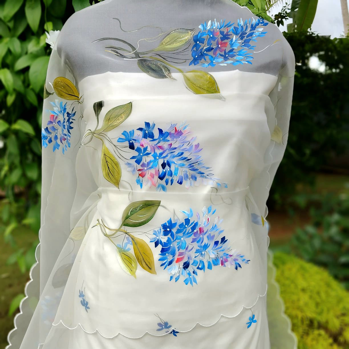 Exquisitely Handpainted Soft Cotton /Organza Kurti Set