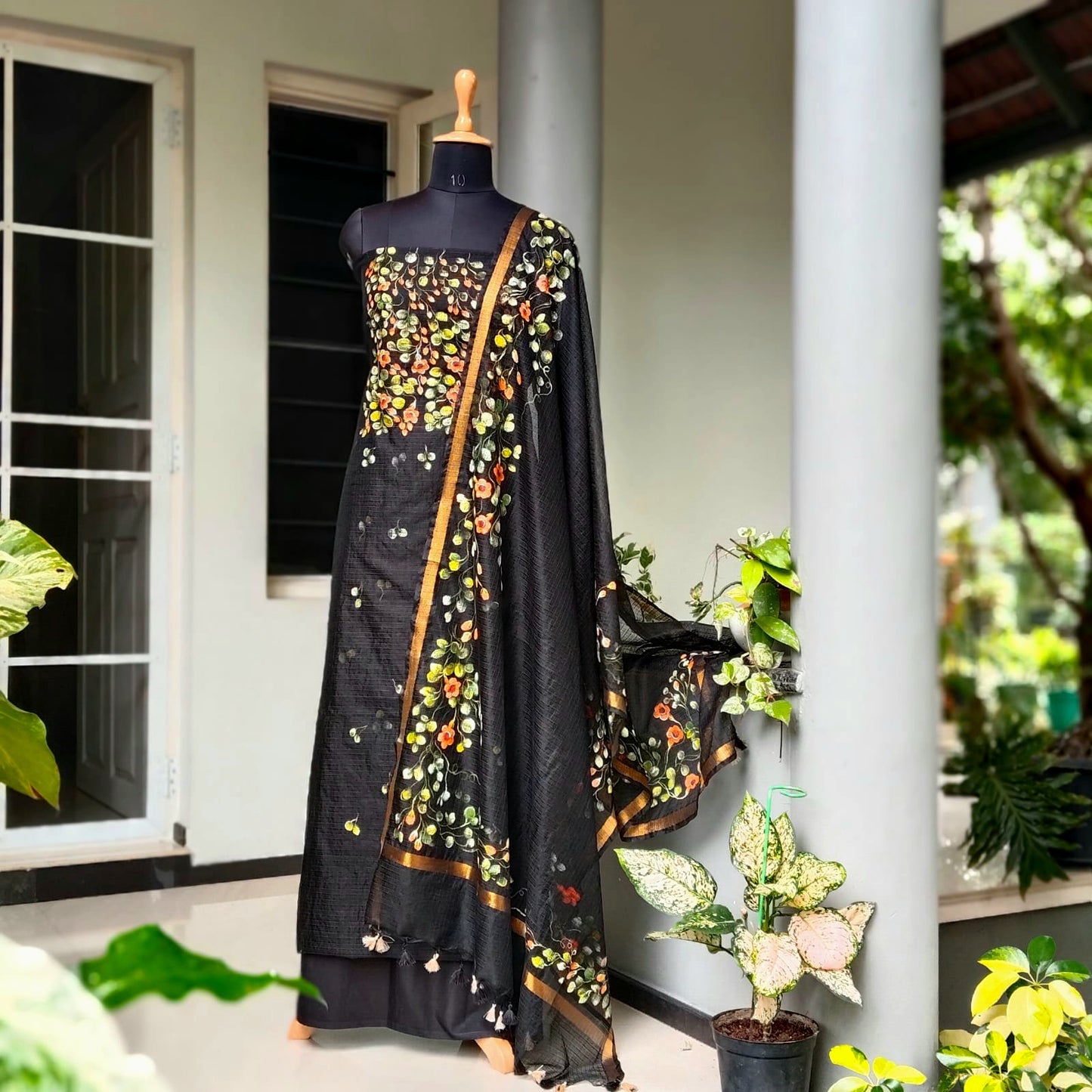 Grace In Black – Hand-Painted Kota Doria Set