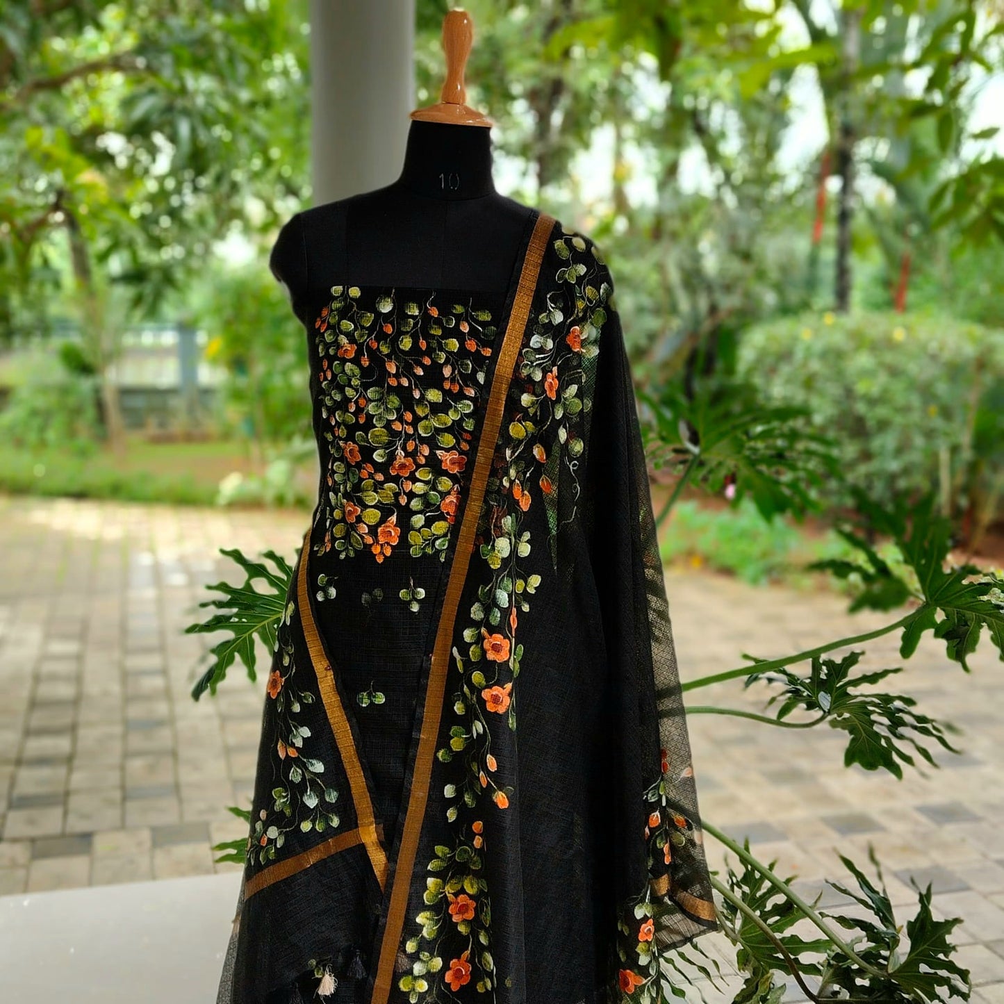 Grace In Black – Hand-Painted Kota Doria Set