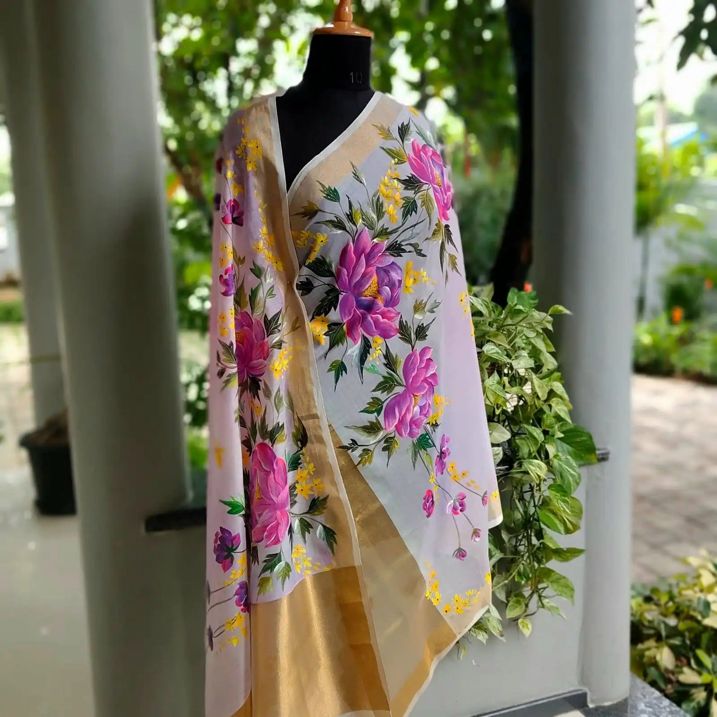 Gorgeous Hand-Painted Chanderi Silk Dupatta