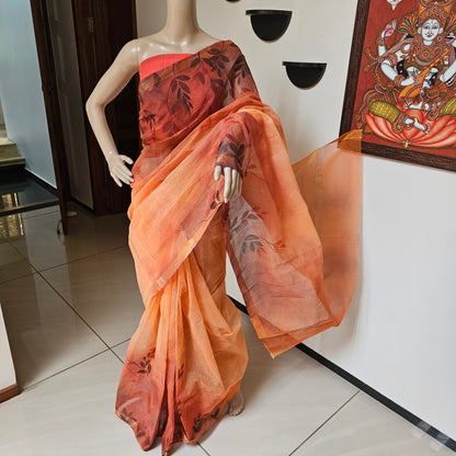 Saree in shades of Orange 