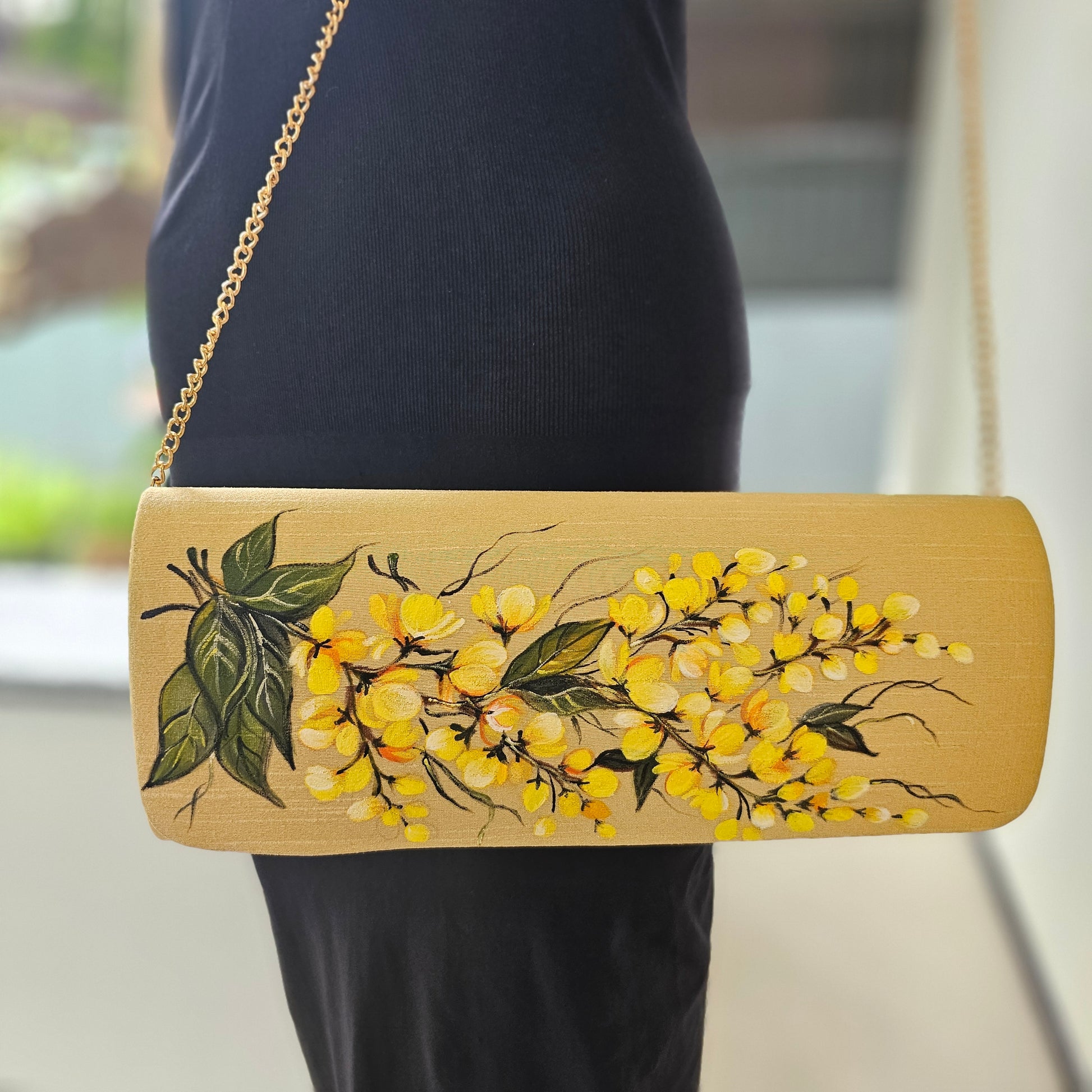 Shop Hand-Painted Kani Konna Clutch