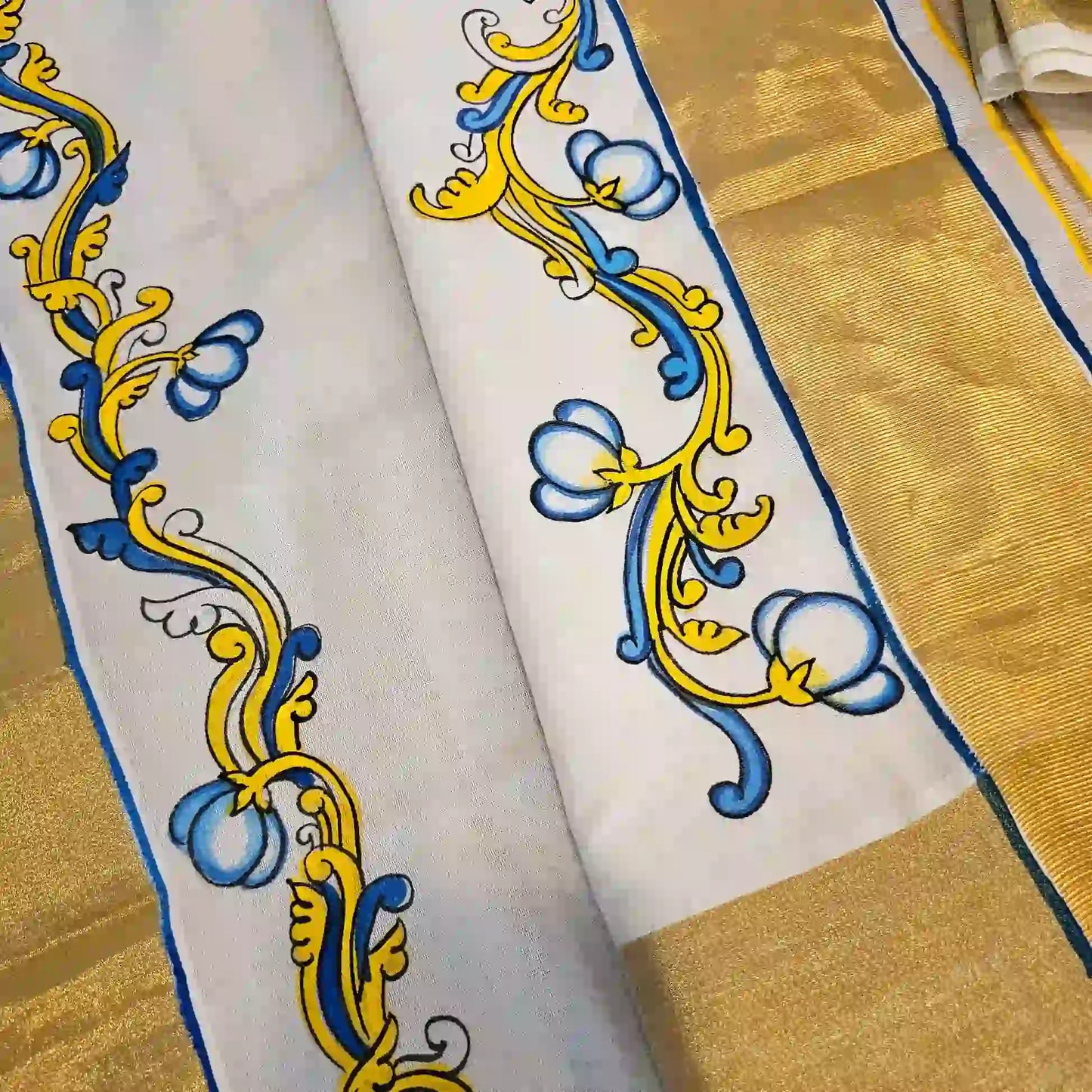 Hand-Painted Kerala Set Mundu