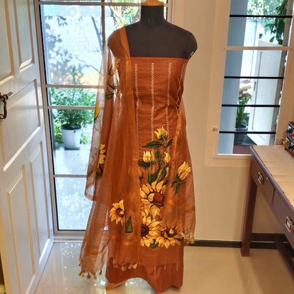 Artistic Salwar Kameez Set With Hand-Painted Sunflower Motif