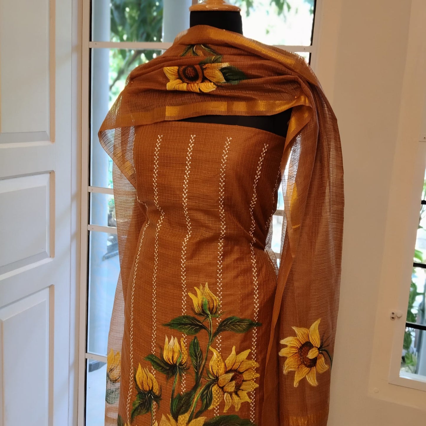 Artistic Salwar Kameez Set With Hand-Painted Sunflower Motif