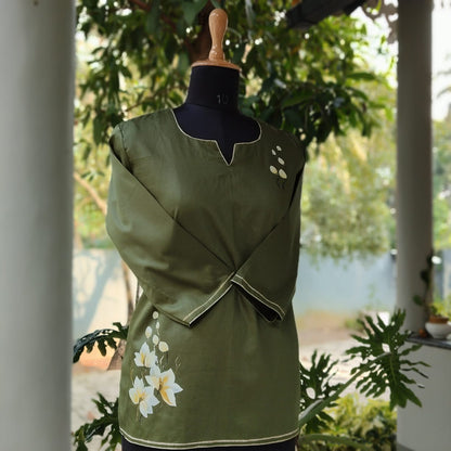 Hand-Painted Magnolia Flowers On Short Kurti