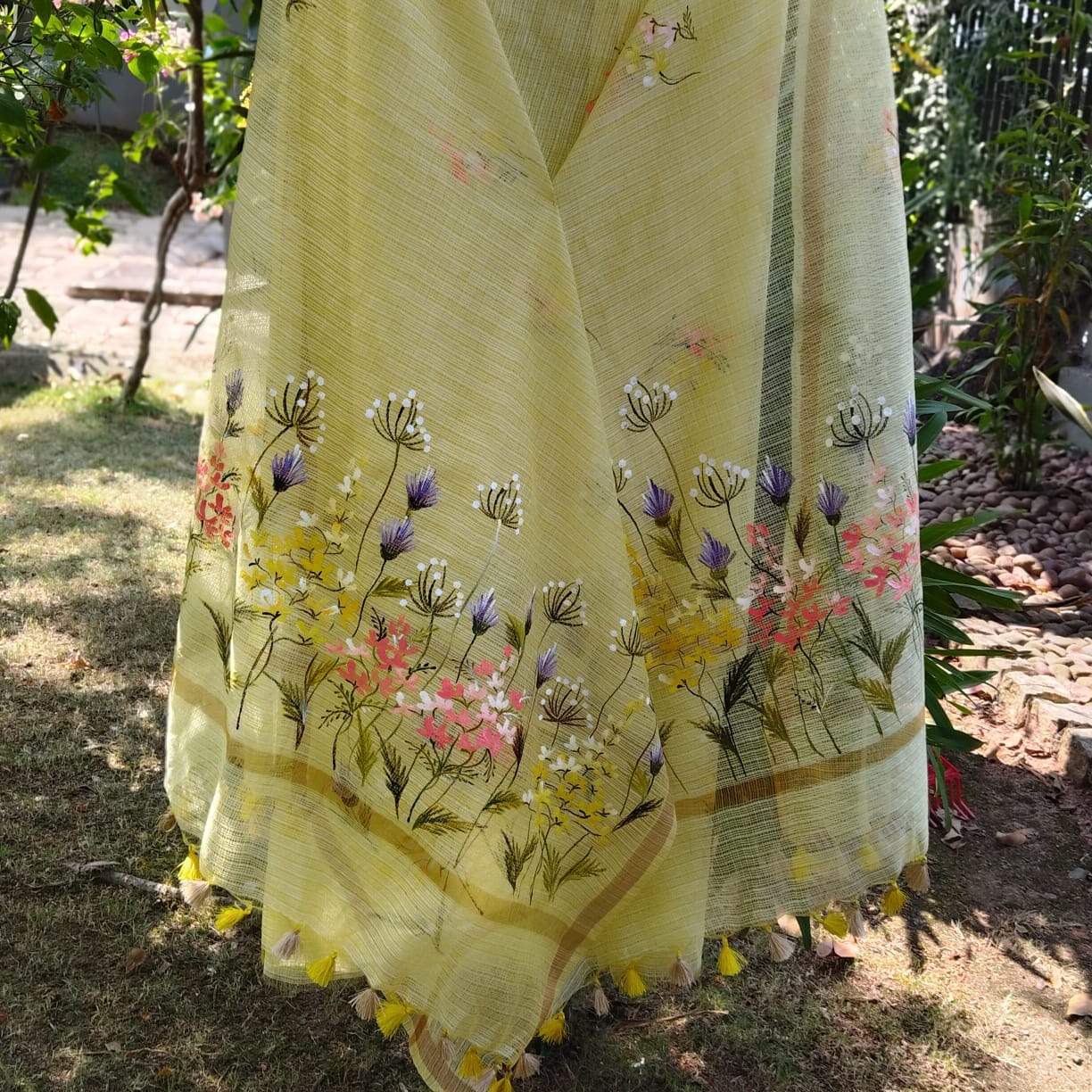 Delicate Wild Flowers Hand-Painted On Kota Doria Kurti Set.