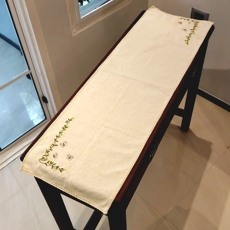 Elegant Table Runner