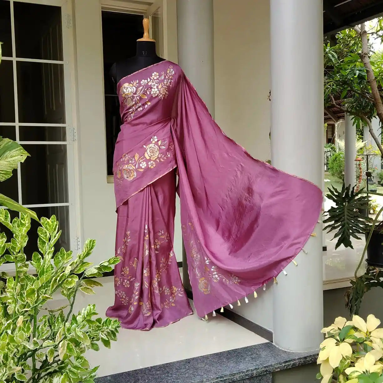 Graceful Onion Pink Uppada Silk Saree Adorned with Hand-Painted Art & Sparkling Sequin Details