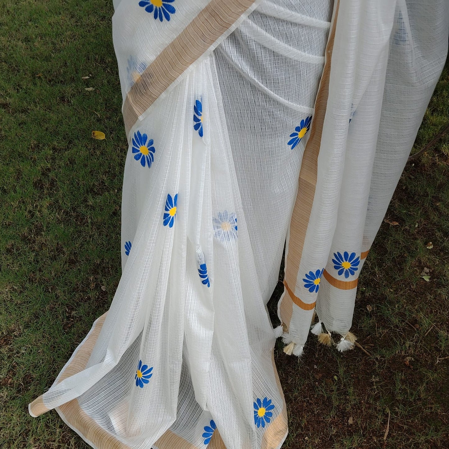 Graceful Hand-Painted Floral Saree On Airy Kota Doria Weave