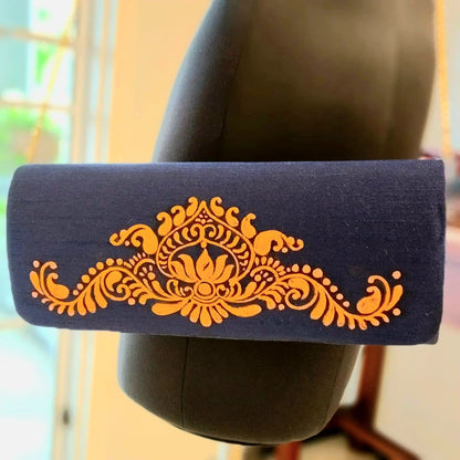 Alpona Art Clutch