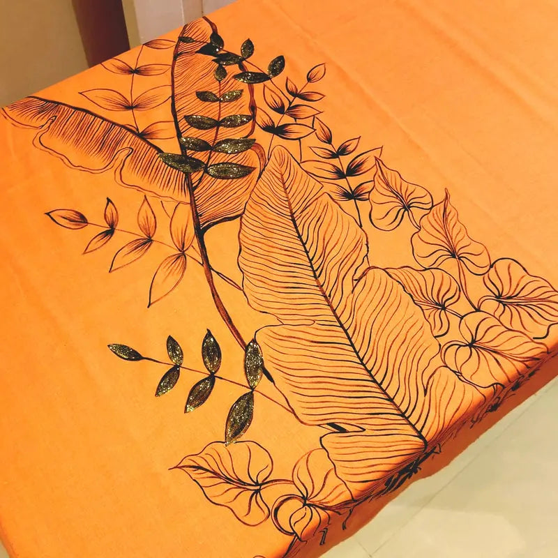 Breathable Pure Cotton Kurti With Graceful Hand-Drawn Line Art Accents