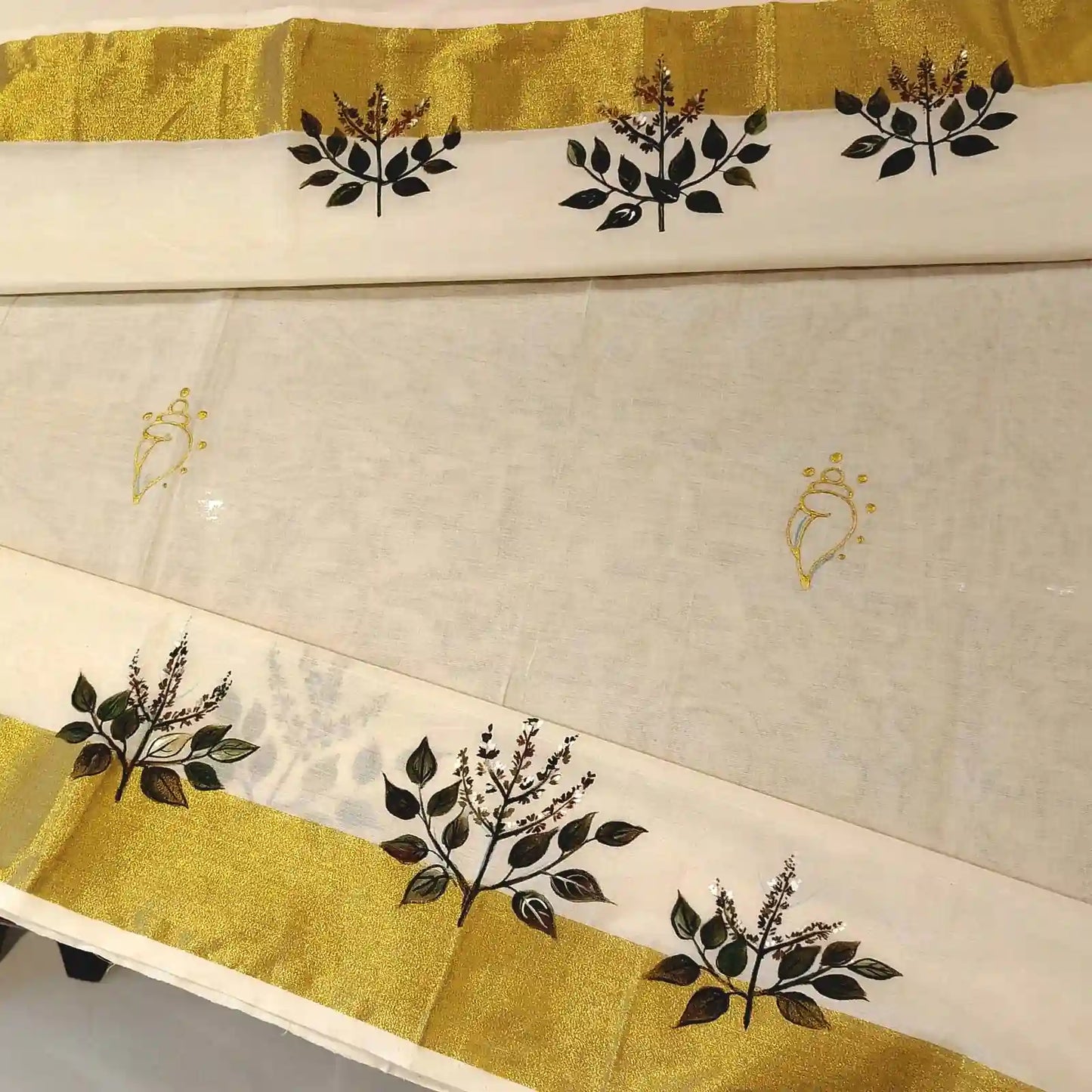 Kerala Saree With Elegant Hand-Painted Little Krishna Motif