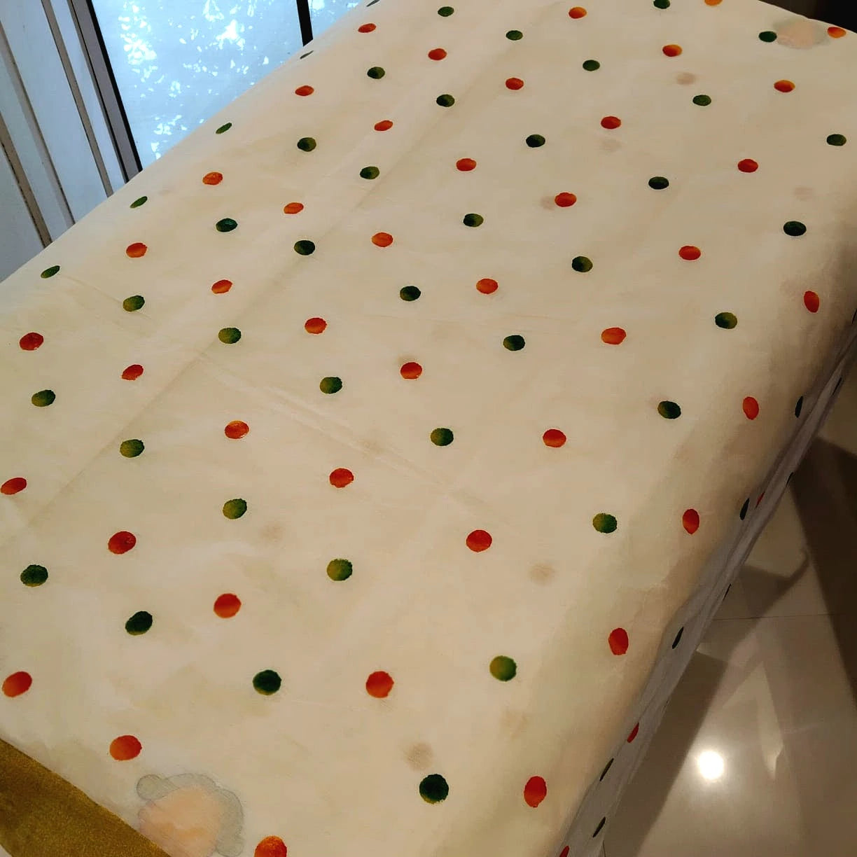 Elegant Kerala Mural Saree, Hand-Painted With Tradition