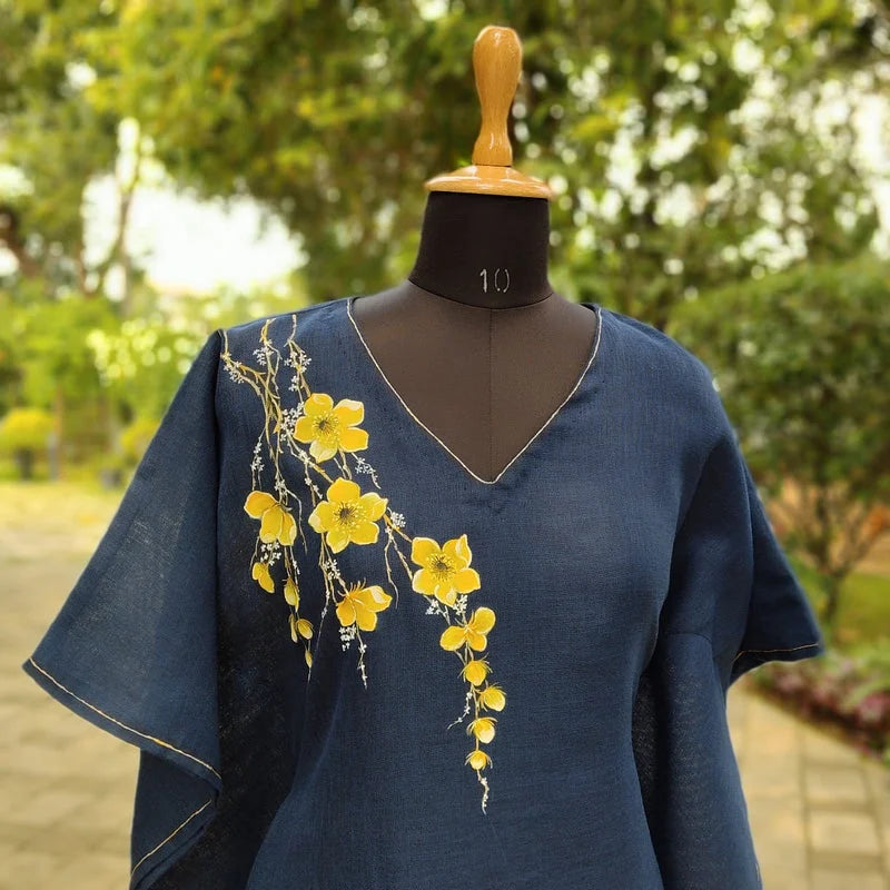 The Graceful Beauty Of This Soft Linen-Cotton hand-Painted Kaftan