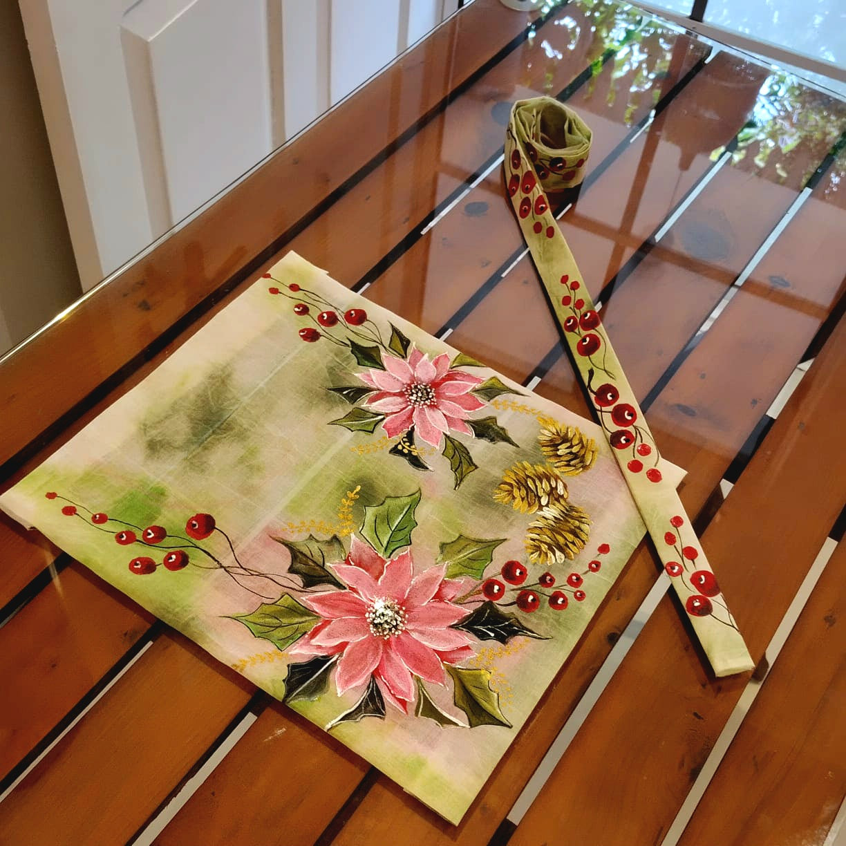 Artistic Hand-Painted Christmas Fabric Appliqué Patches