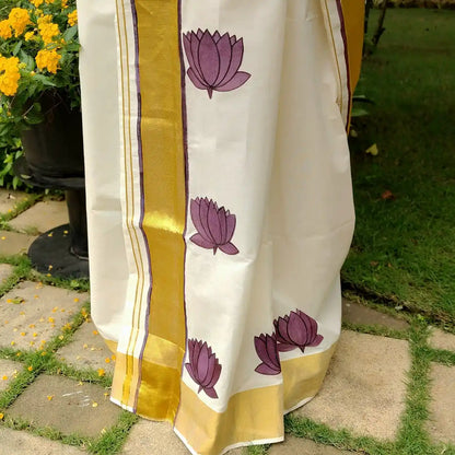 Hand-Painted Kerala Mural Set Mundu