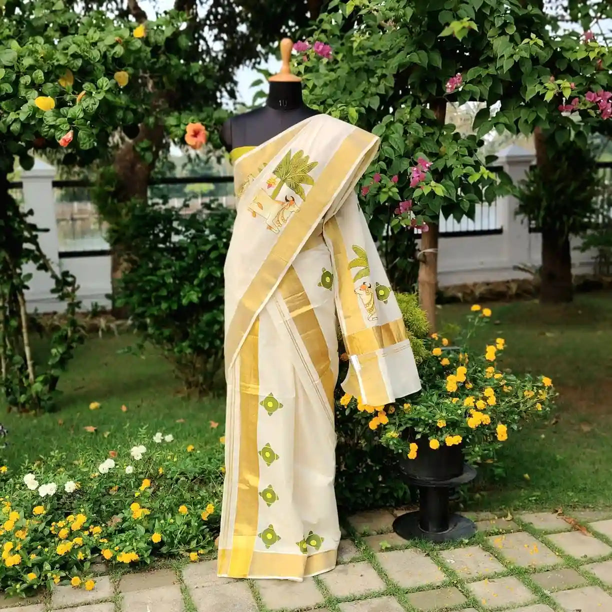 Pichwai Inspired Hand-Painted Mundu Set Mundu