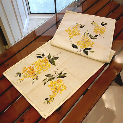 Artistic Table Runner Featuring Delicate Kani Konna Floral Motifs