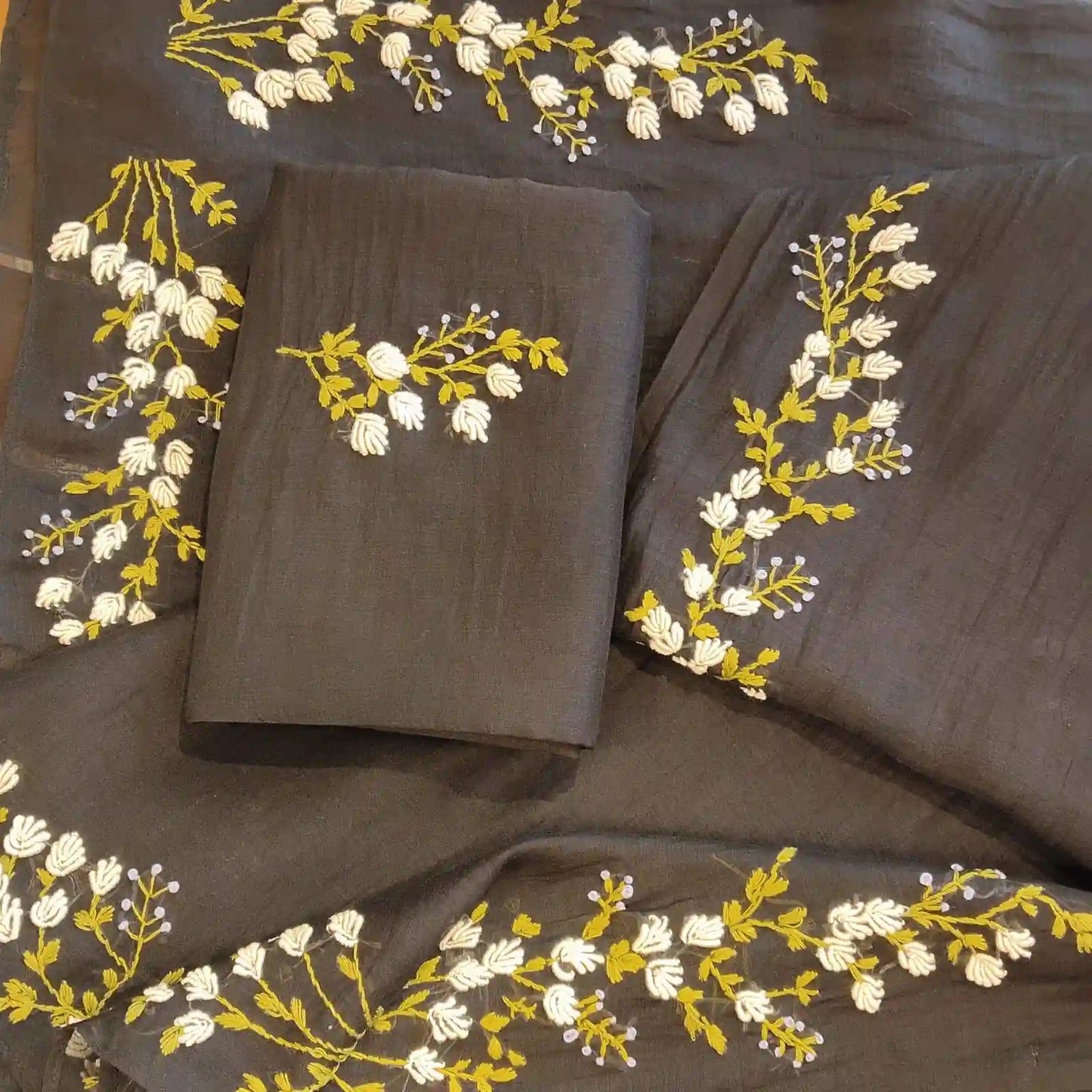 Where Hand Embroidery Meets Mal Chanderi Grace