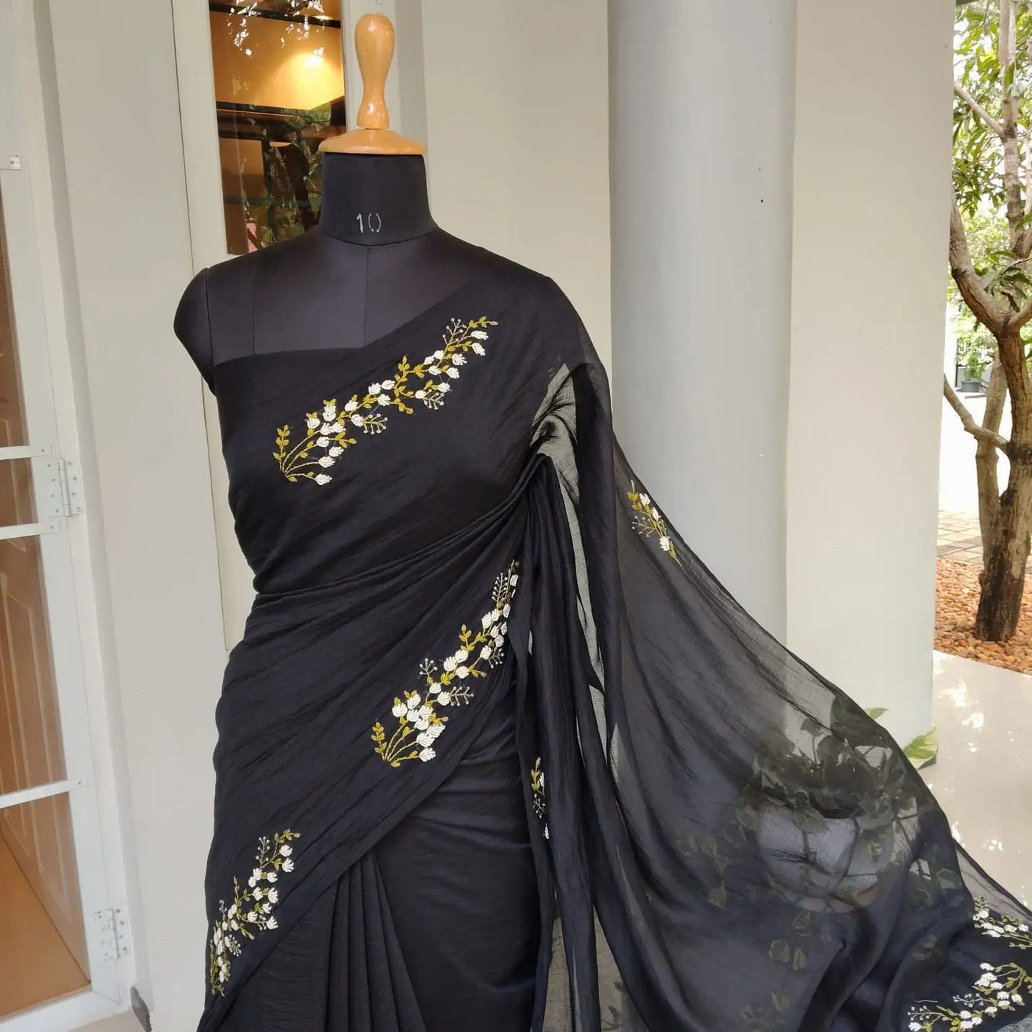 Where Hand Embroidery Meets Mal Chanderi Grace