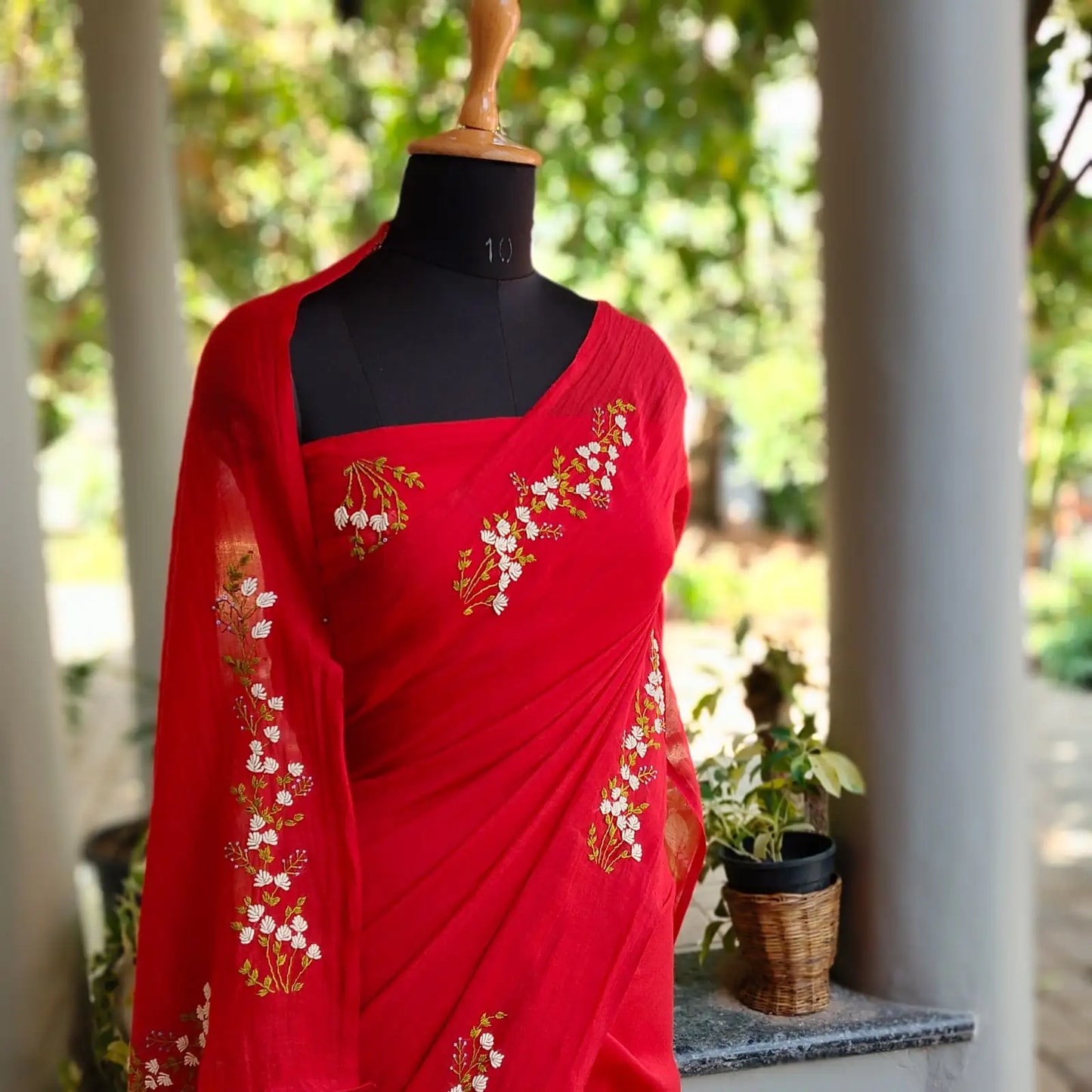 Delicate Hand-Embroidered Beauty in Mal Chanderi