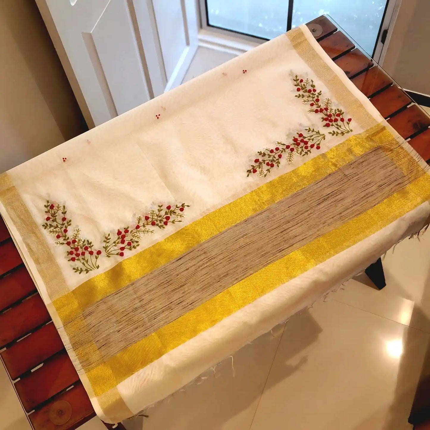 Gracefully Hand-Embroidered Chanderi Silk Dupatta