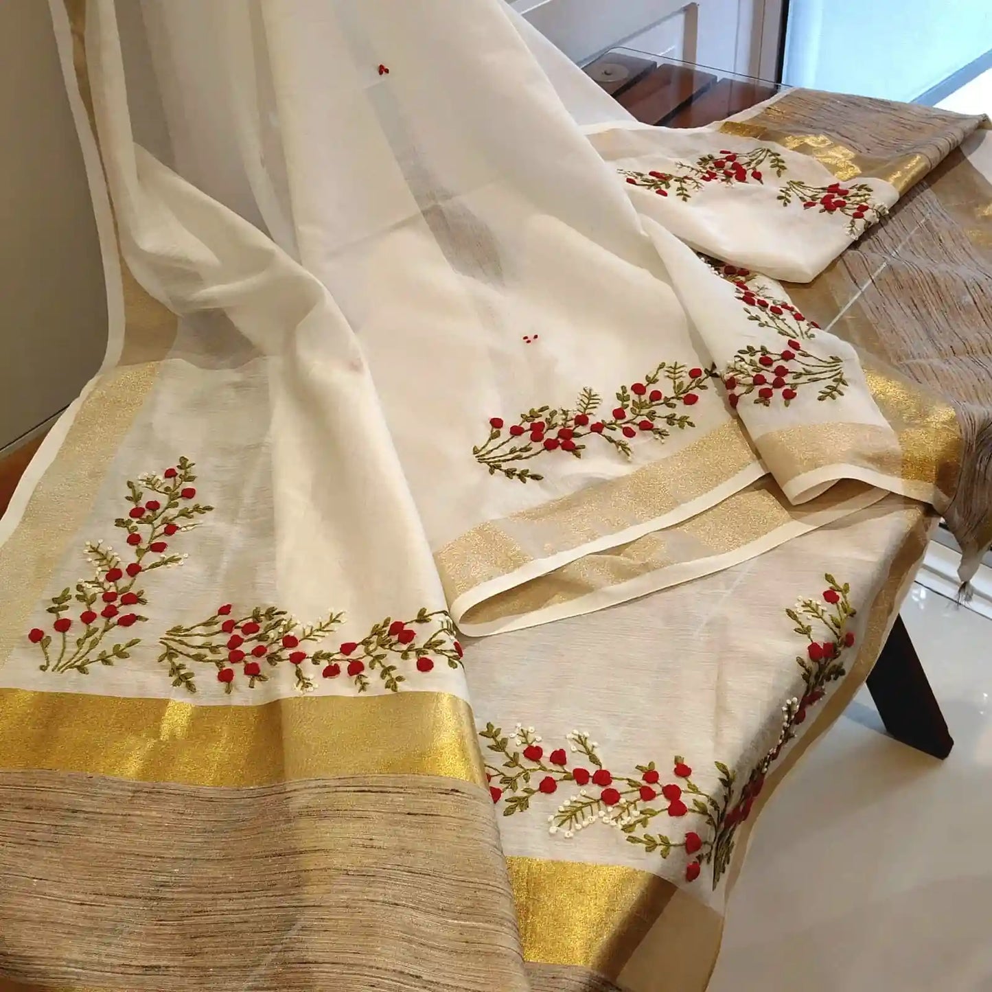 Gracefully Hand-Embroidered Chanderi Silk Dupatta