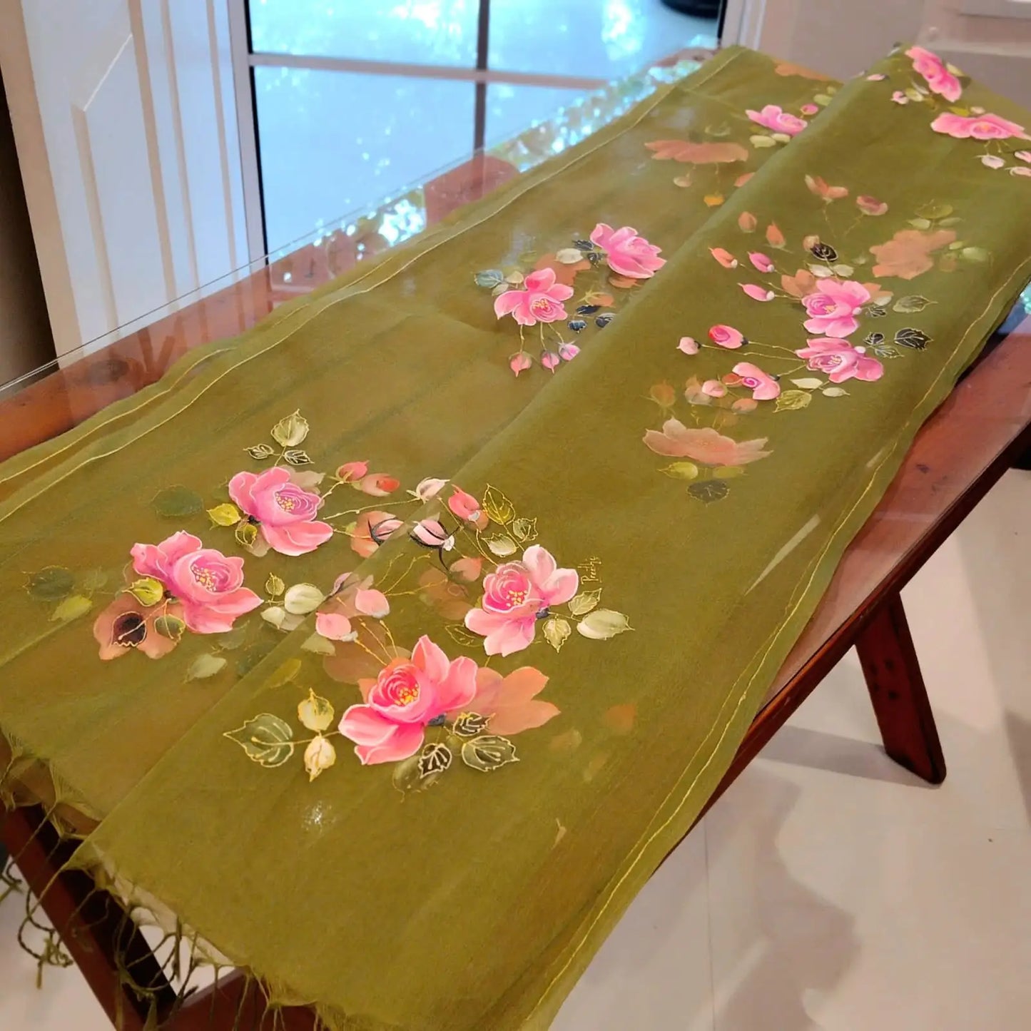 Elegant Organza Dupatta with Painted Wild Roses
