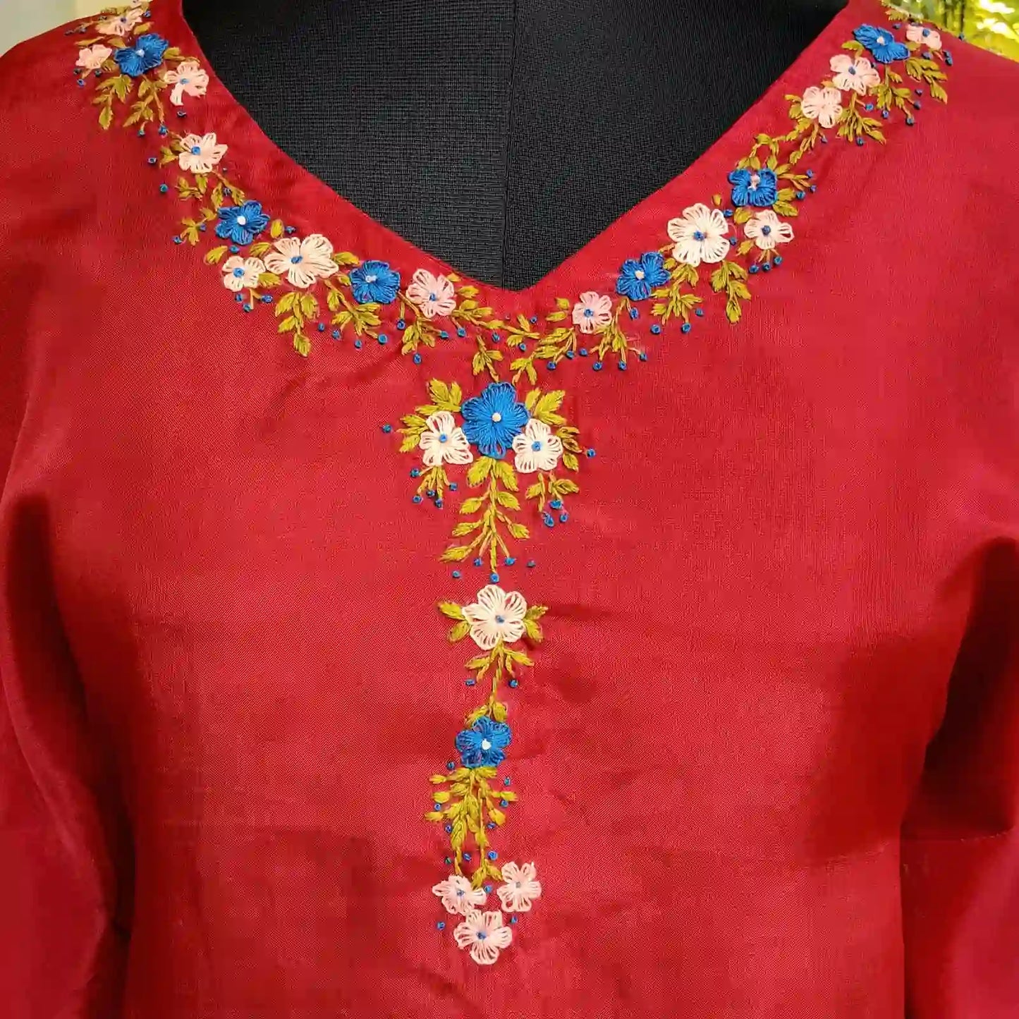 Classy Hand-Embroidered Short Kaftan