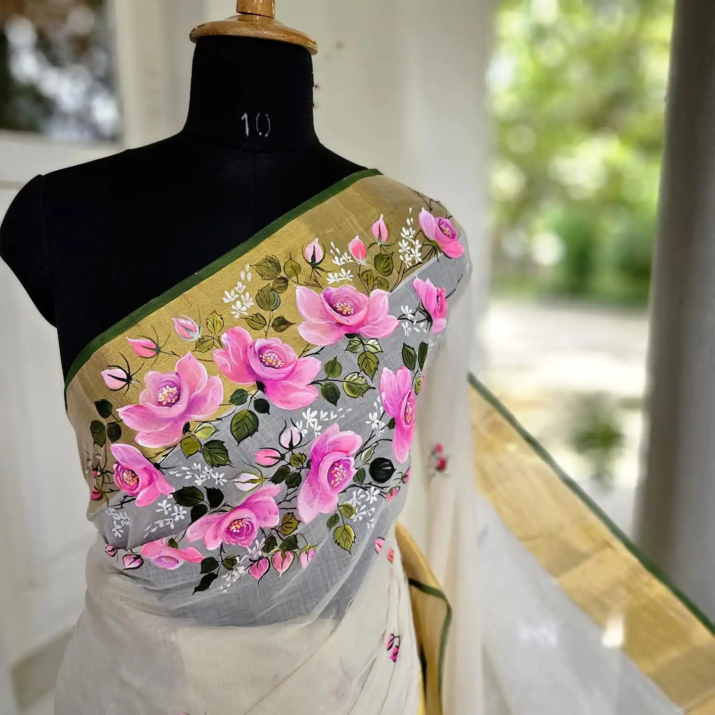 Hand-Painted Kerala Kasavu Saree -Rose Elegance